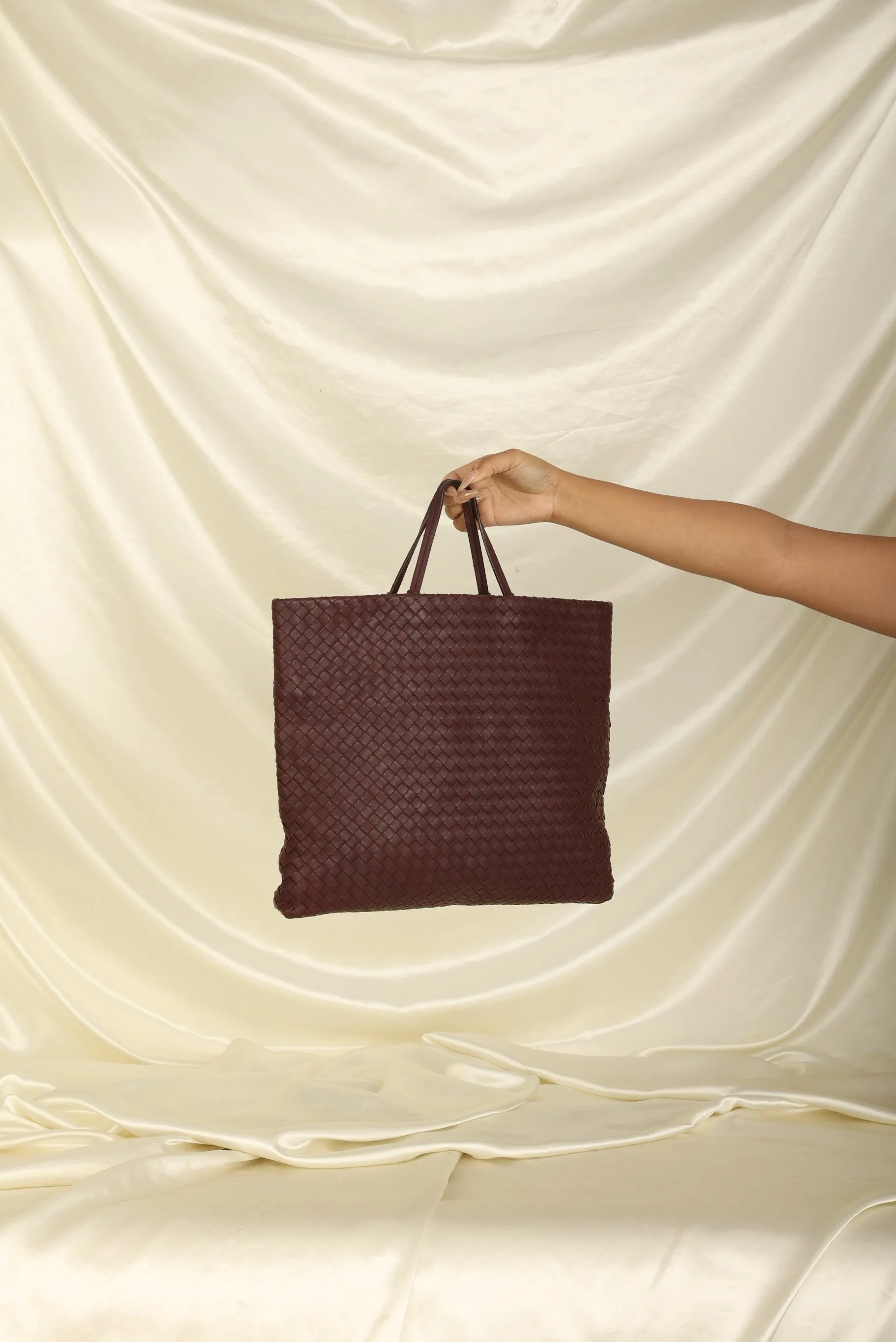 Bottega Veneta Intrecciato Fold-Over Tote