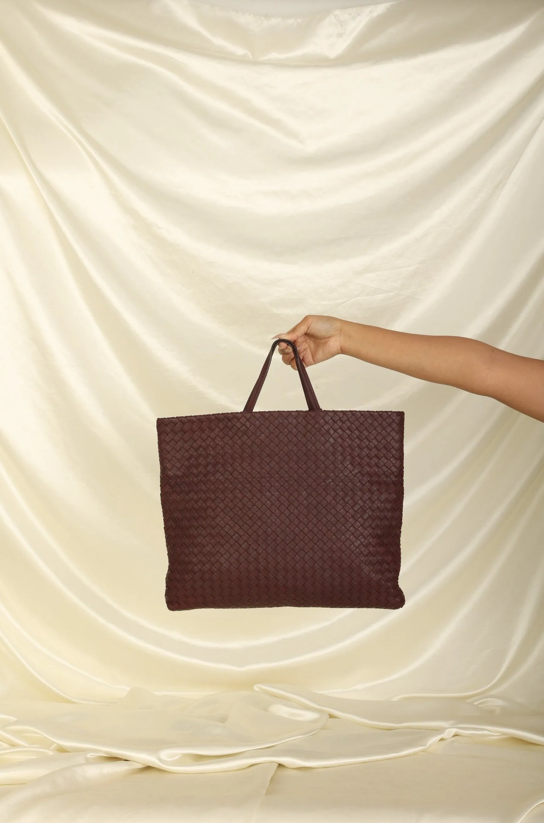 Bottega Veneta Intrecciato Fold-Over Tote