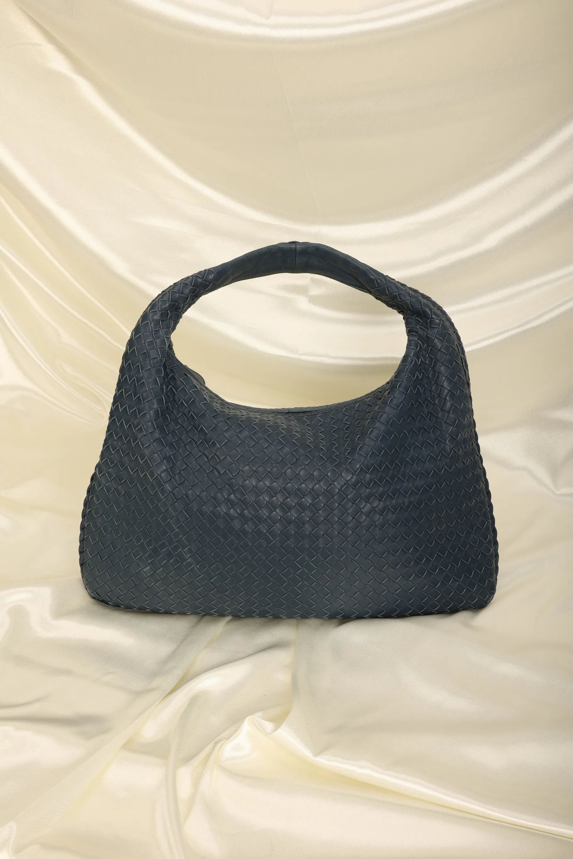 Bottega Veneta Intrecciato Large Hobo