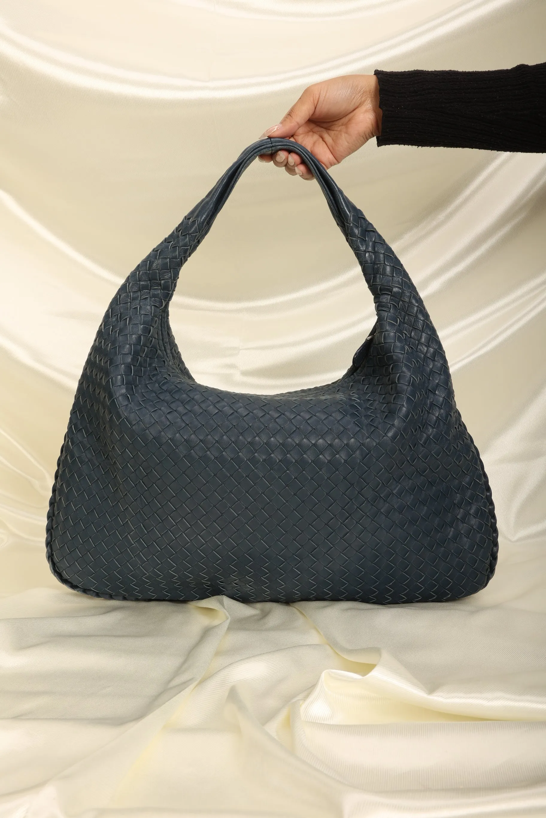 Bottega Veneta Intrecciato Large Hobo