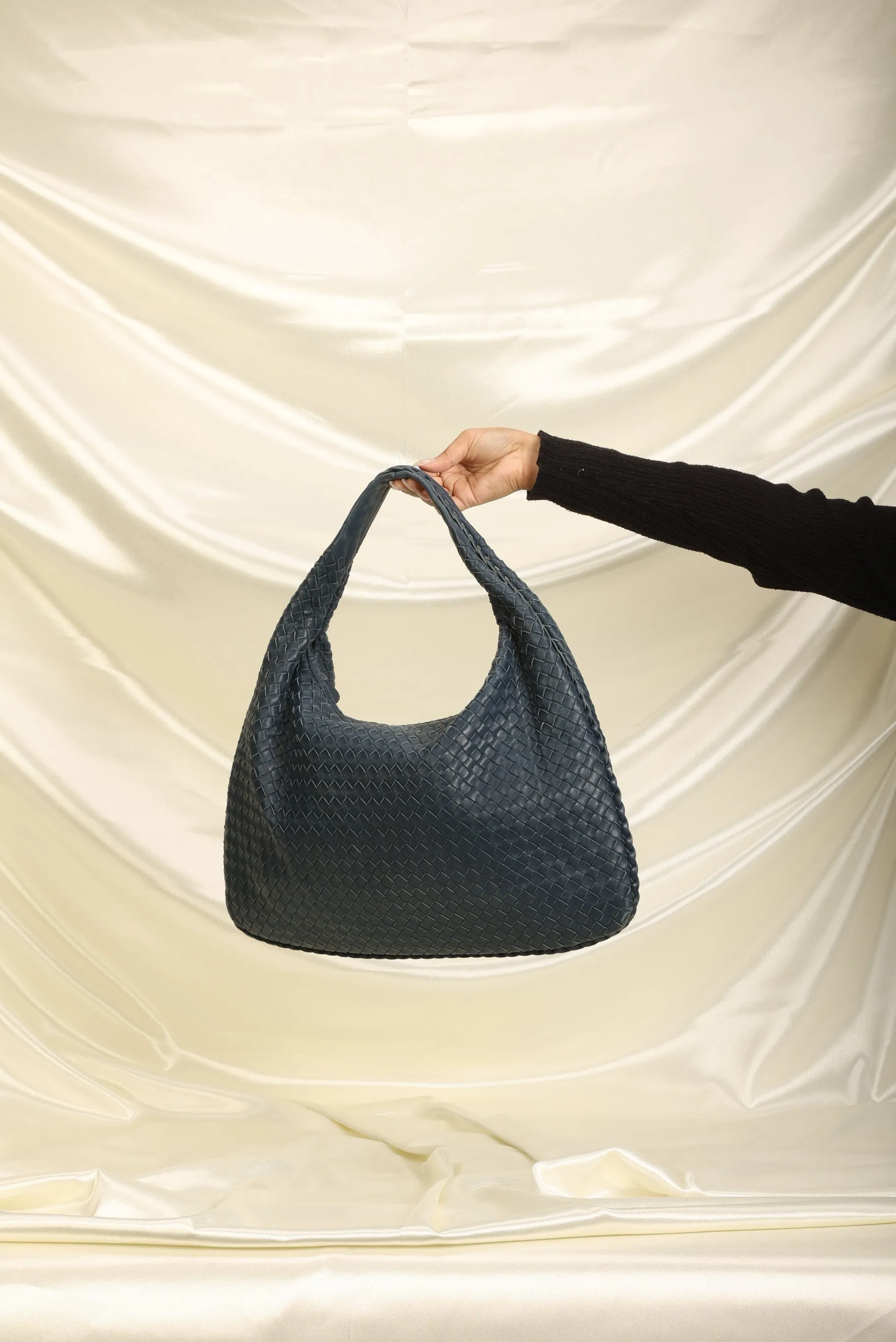 Bottega Veneta Intrecciato Large Hobo