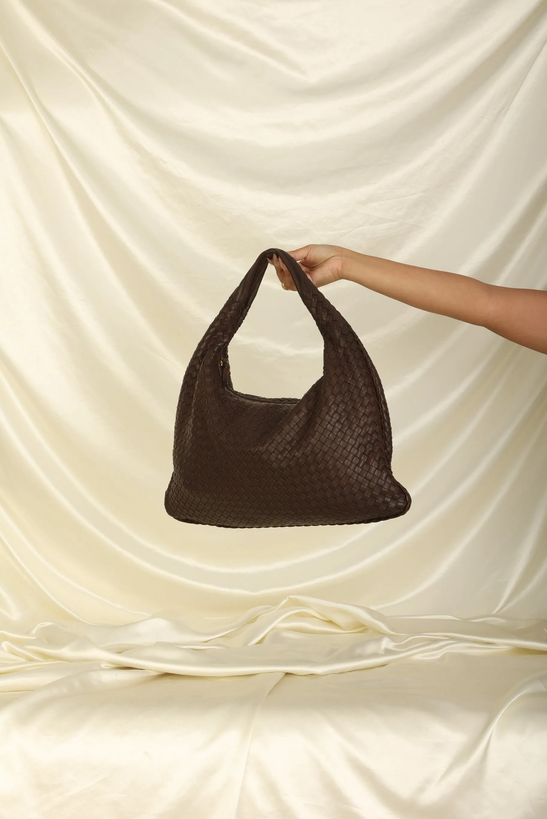 Bottega Veneta Intrecciato Medium Hobo