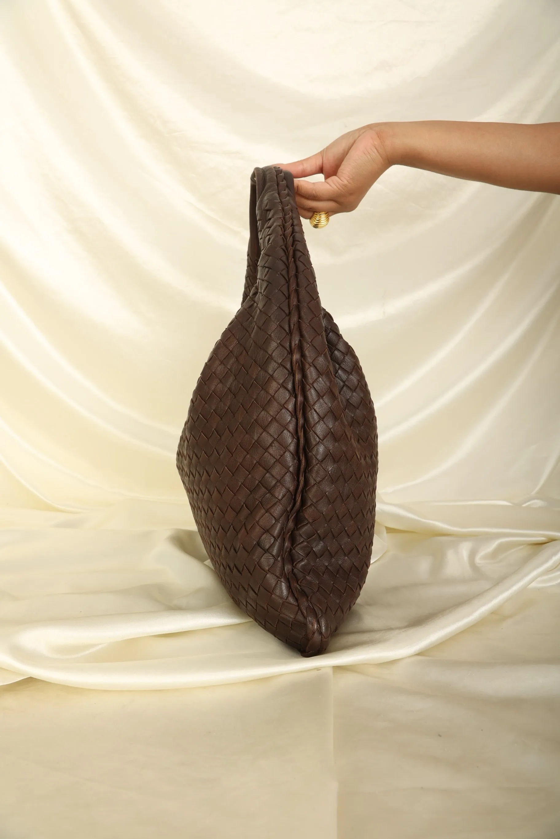 Bottega Veneta Intrecciato Medium Hobo