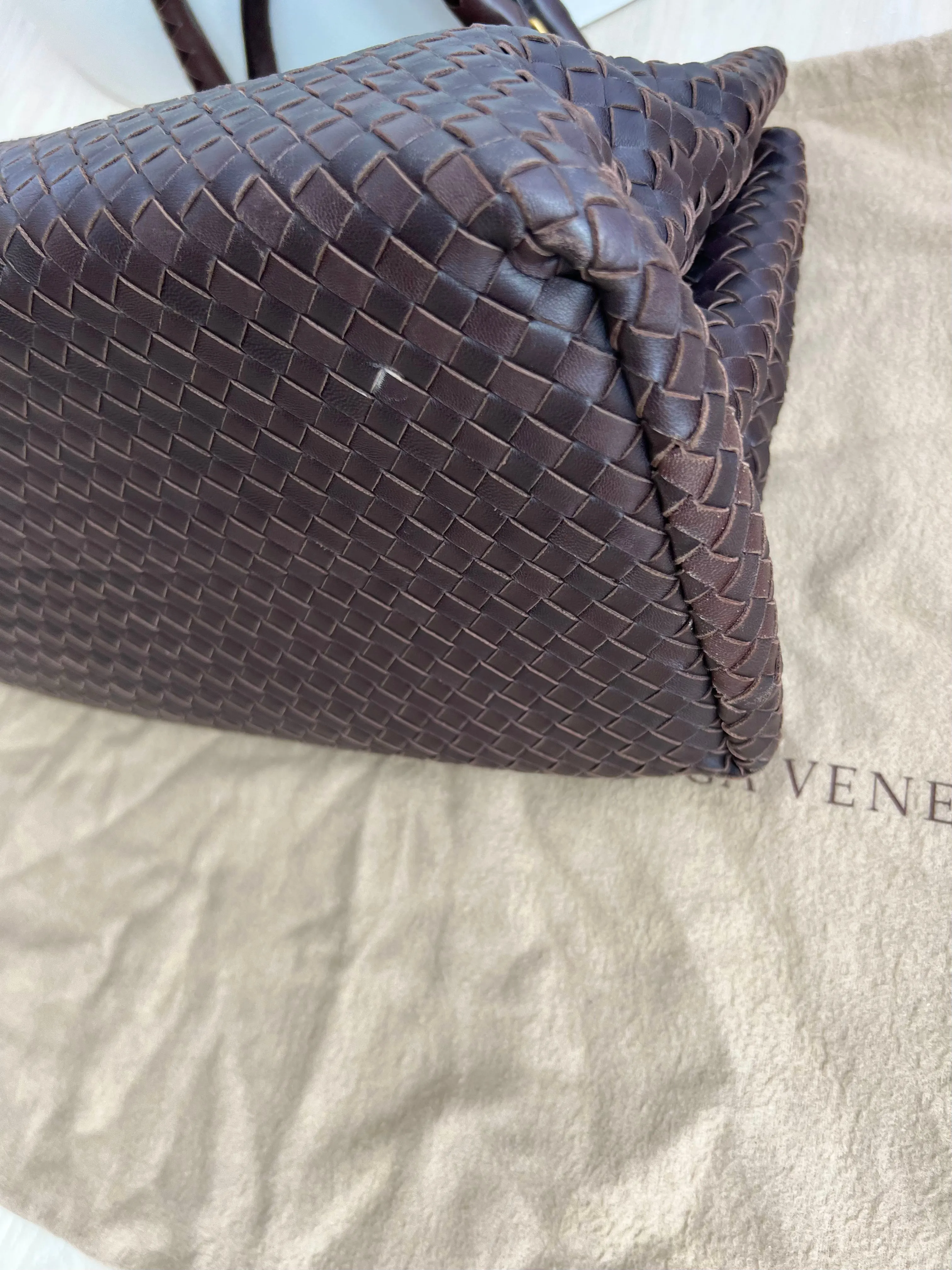 Bottega Veneta Intrecciato Roma Bag