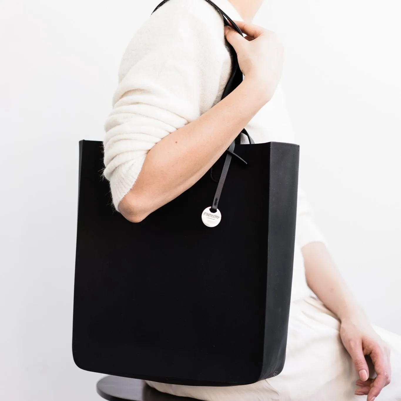 City silicone tote bag - Black