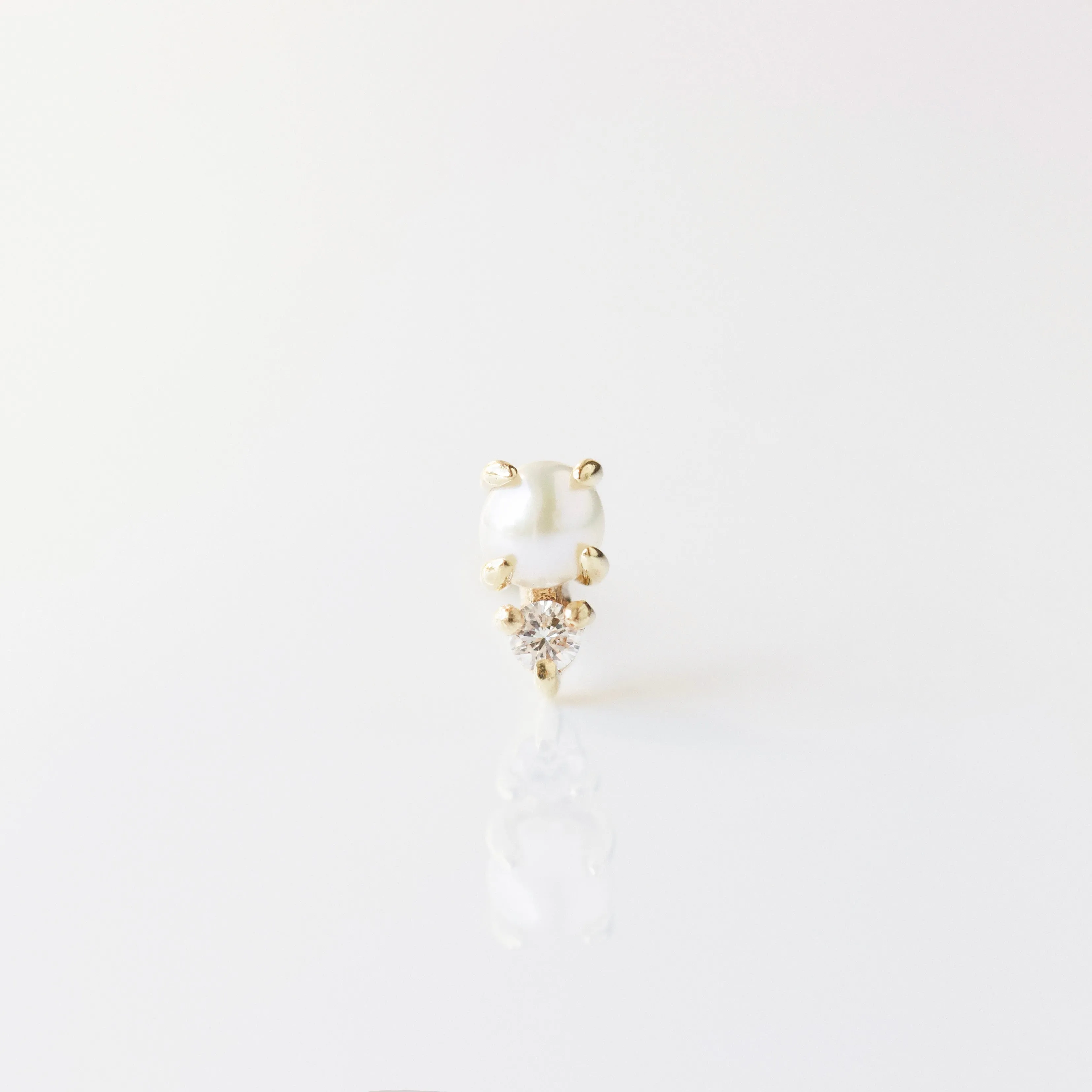 Dainty Pearl & Diamond Stud Earring