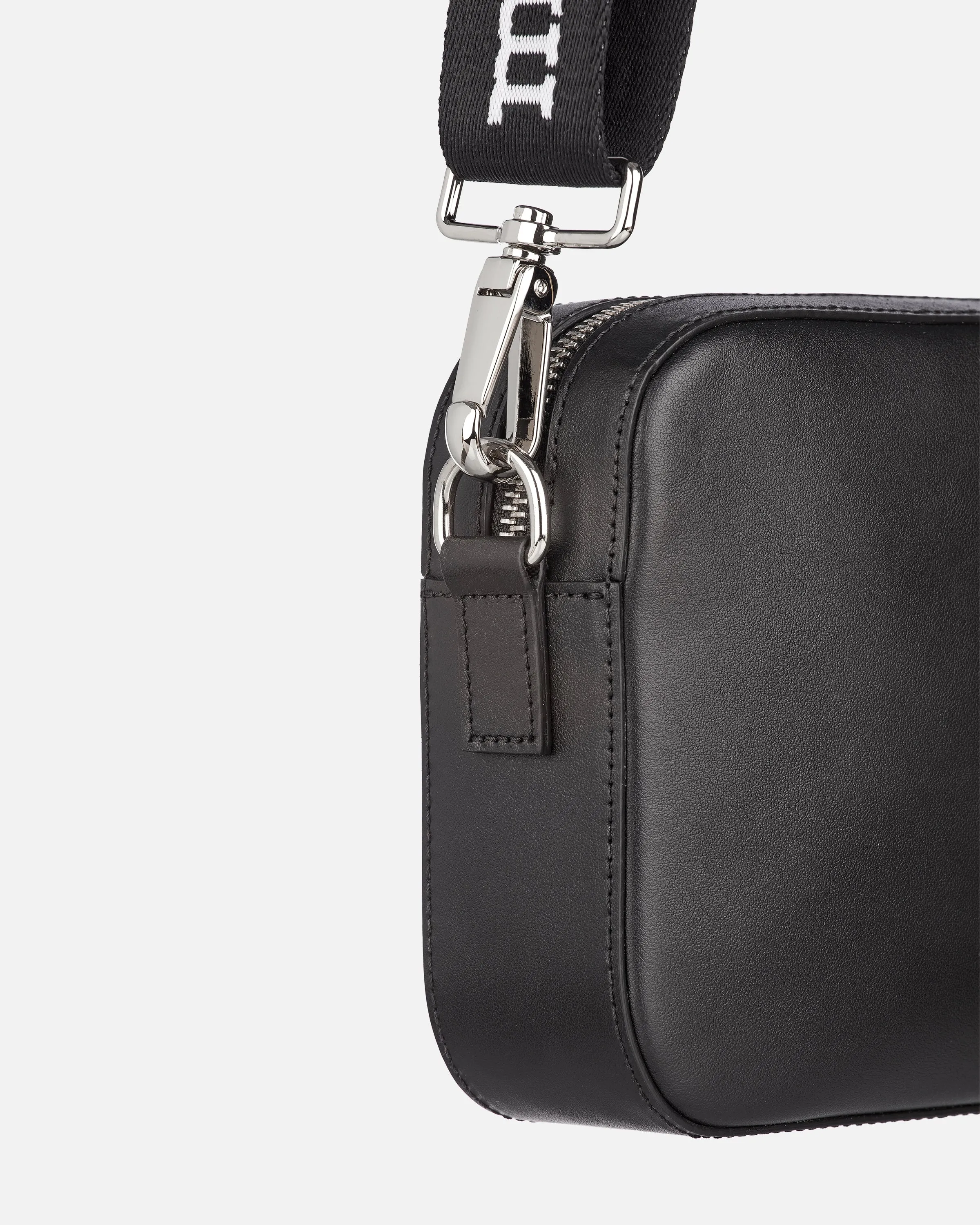 Gratha Leather Shoulder Bag