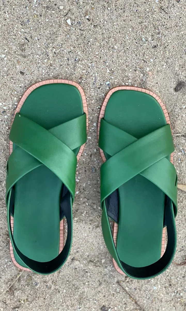 HOSS Alex Sandals - Veneta Green