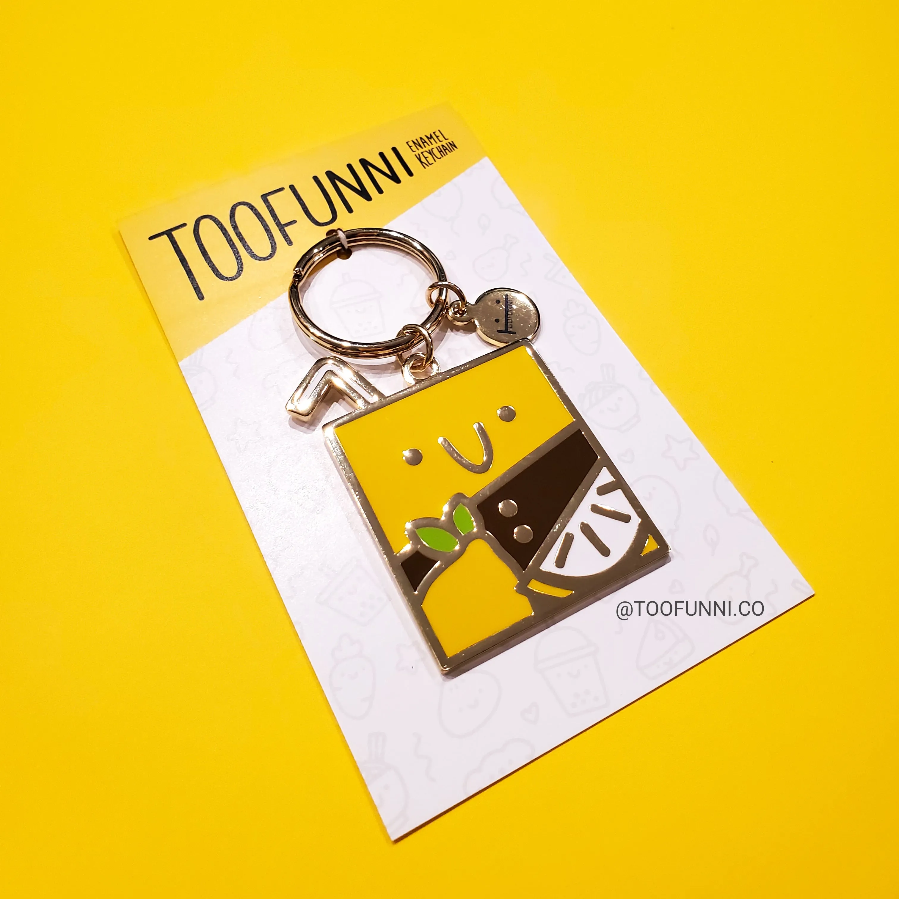 LEMON TEA - Enamel Keychain