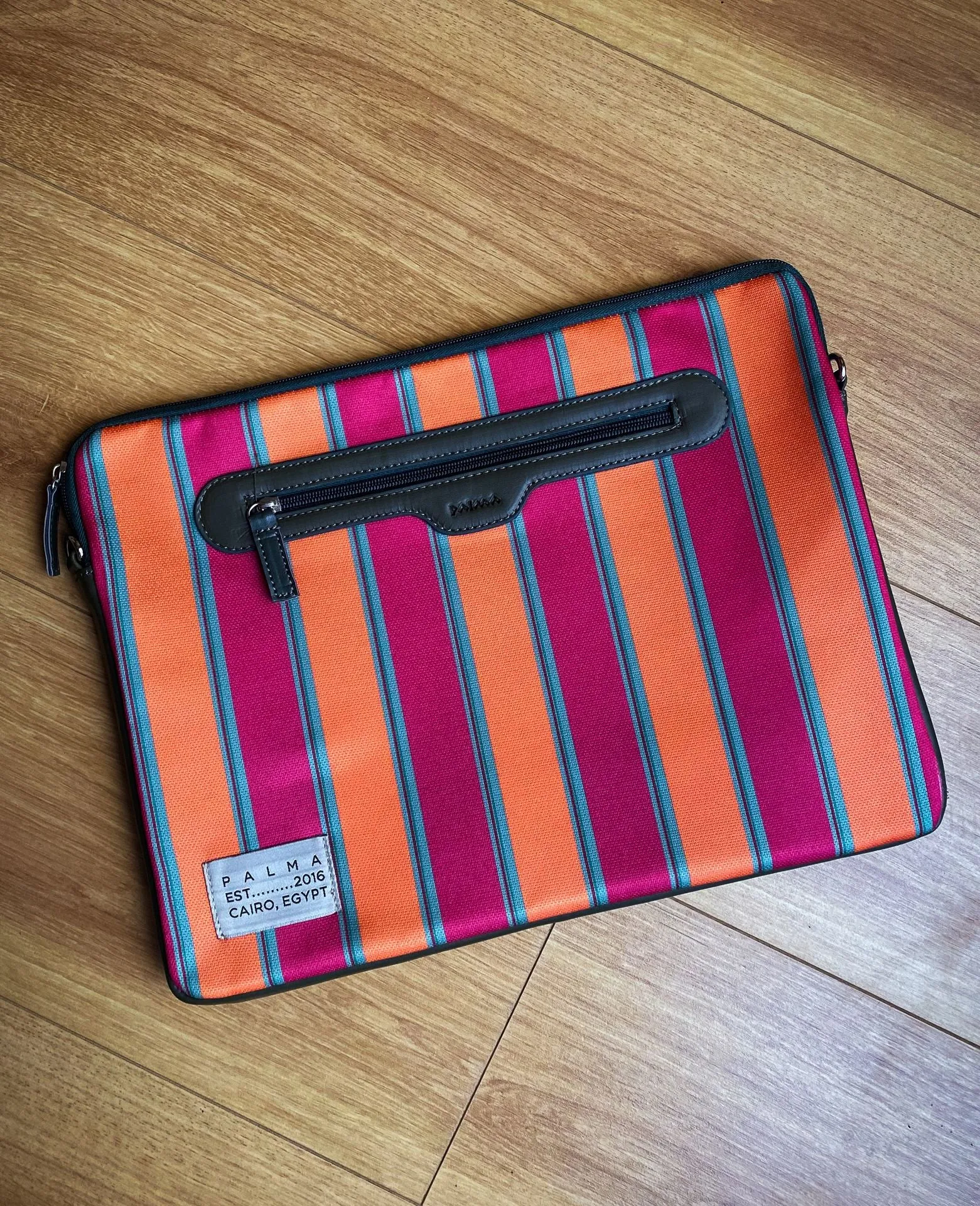 Linear Laptop Sleeve Orange X Fuschia