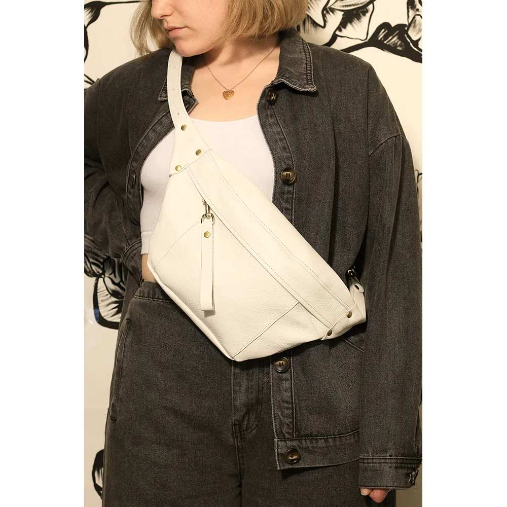 Stevie Belt Bag in Pebbled Ivory